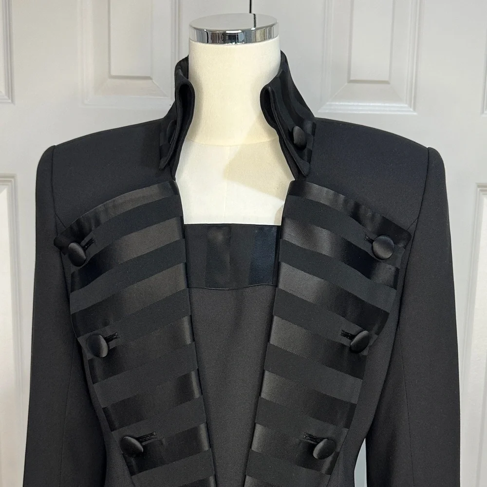AV Vilento Vintage Black Tuxedo Satin Trim Evening Peplum 2-Piece Suit Size 12